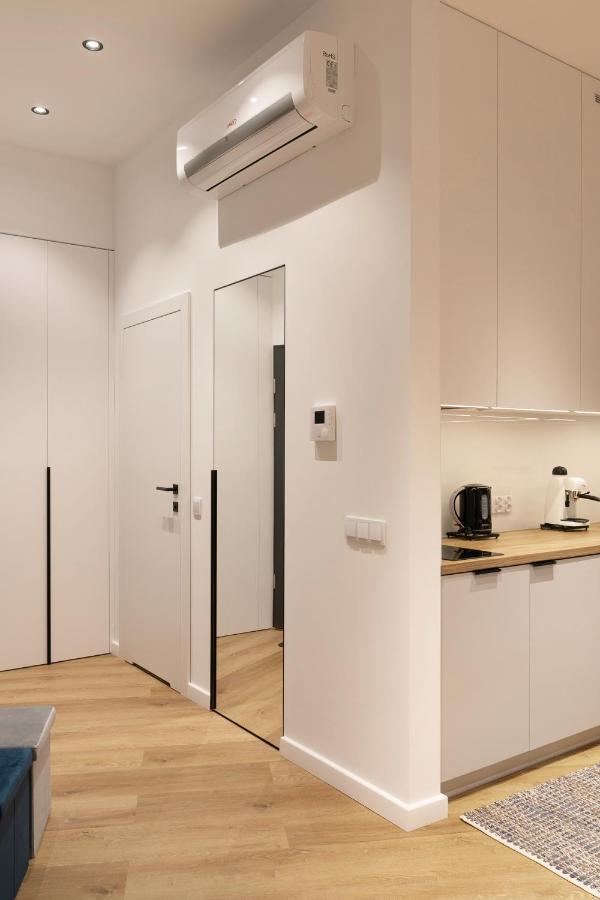 Modern Apartment With Air Conditioning, Old Town & Vistula River Krakow Ngoại thất bức ảnh